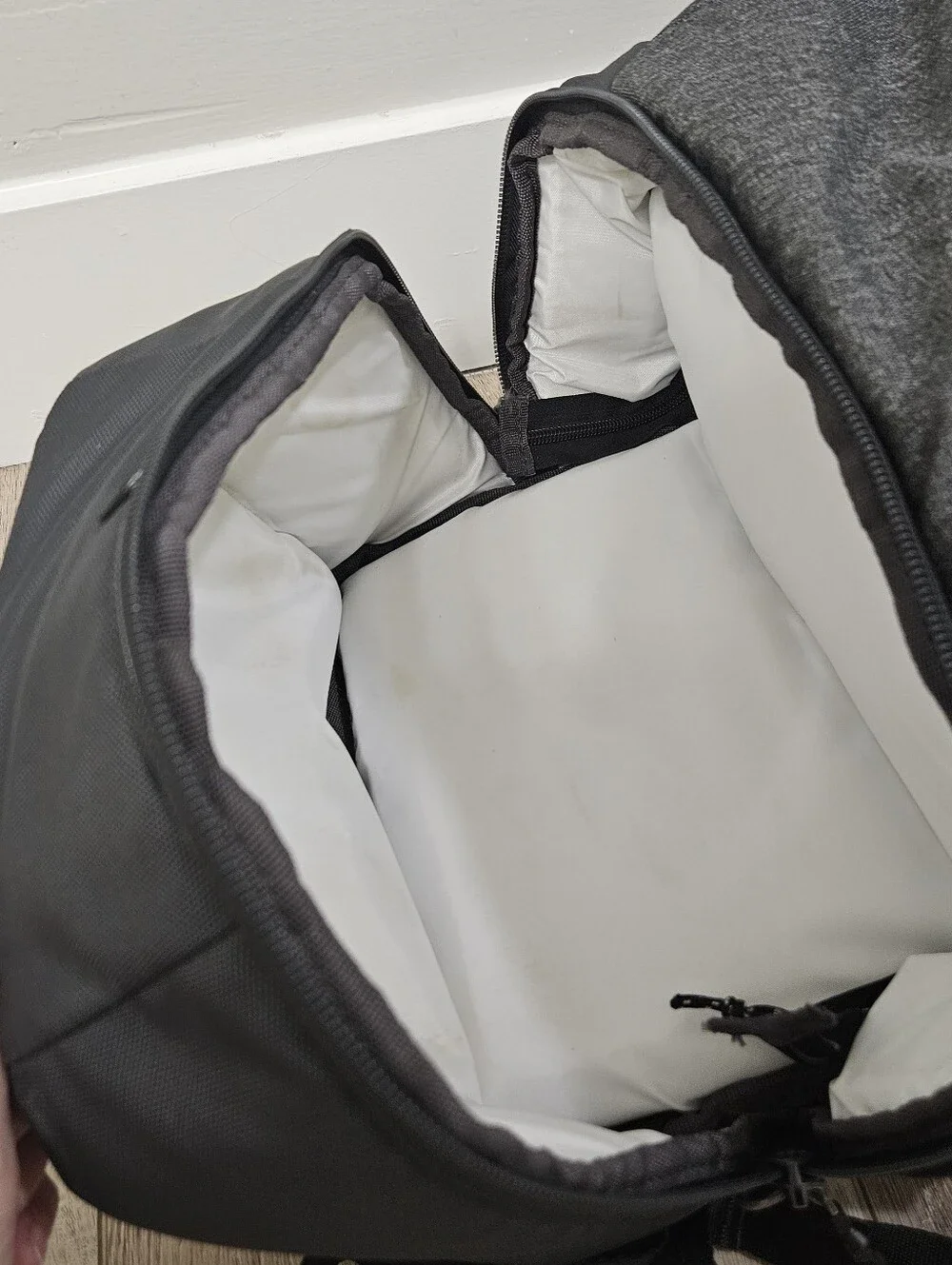QUECHUA/Decatlon Arpenaz 500 30L insulated hiking backpack - Ice grey